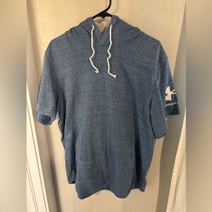 Short sleeve Under Armour Hoodie